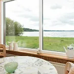Feriehus Lakefront Retreat In Sohojlandet