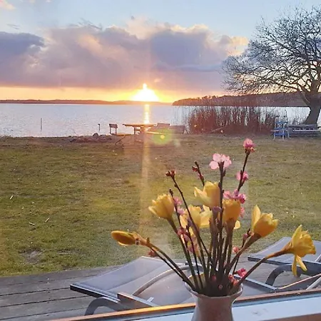 Lakefront Retreat In Sohojlandet סקנדרבורג