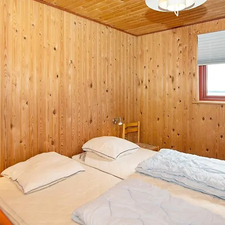 Lakefront Retreat In Sohojlandet *