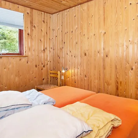 Lakefront Retreat In Sohojlandet *