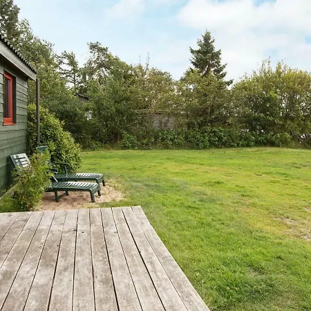 Lakefront Retreat In Sohojlandet