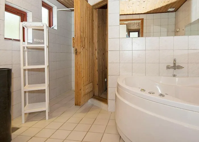 Lakefront Retreat In Sohojlandet - By Traum بيت للعطل سكاندربورغ