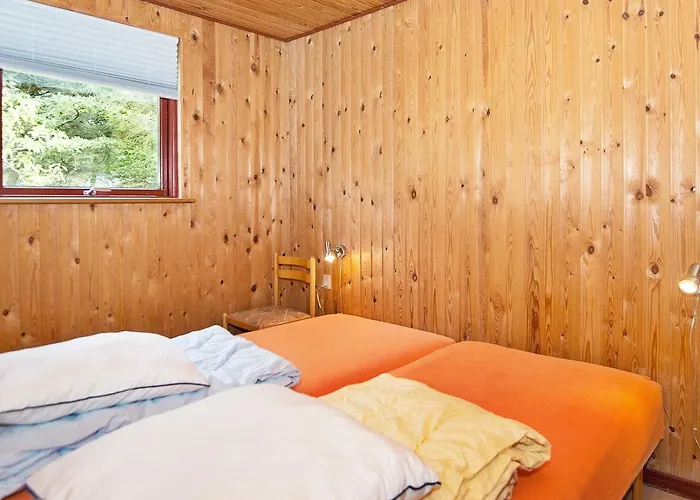 Lakefront Retreat In Sohojlandet - By Traum *